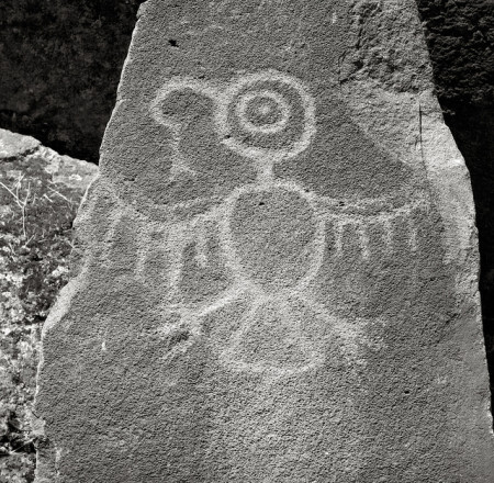 Thunderbird Petroglyph, Horse thief lake, OR. 