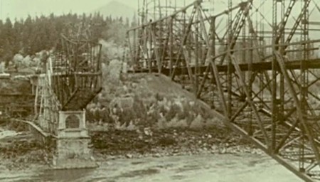 Building of the the modern day Bridge of the Gods, ca. 1925